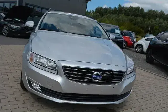 Gebraucht Volvo V70 Kinetic 120 PS (88 kW) 2015 Silber Kombi