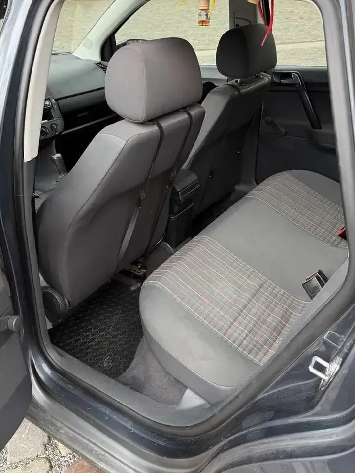 Gebraucht VW Polo Comfortline 75 PS (55 kW) 2005 Kleinwagen