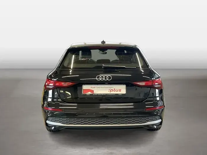 Gebraucht Audi A3 Advanced 150 PS (110 kW) 2025 Mythosschwarz Limousine
