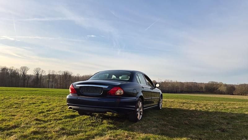 Gebraucht Jaguar X-type 145 PS (106 kW) 2007 Blau Limousine