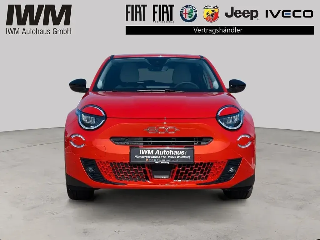 Gebraucht Fiat 600E La Prima 114 kW (156 PS) 2024 Orange Limousine