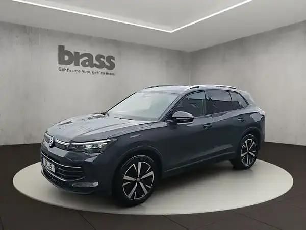 Delfingrau metallic Neu 2026 VW Tiguan SUV | 43.395 € (Guter Preis) - Bild 1/4