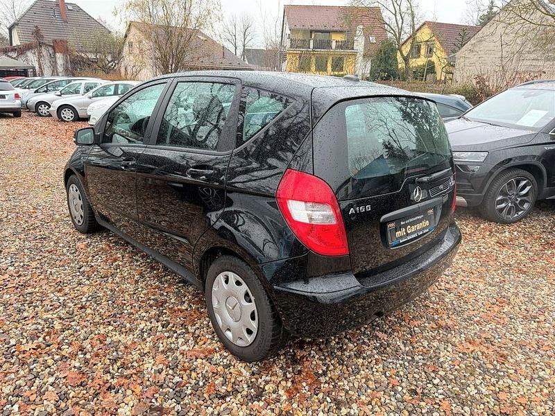 Gebraucht Mercedes A160 82 PS (60 kW) 2012 Schwarz Van / Kleinbus