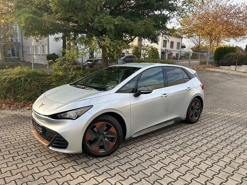 Silber Gebraucht 2022 Cupra Born Kleinwagen | 20.980 € (Superpreis) - Bild 1/4