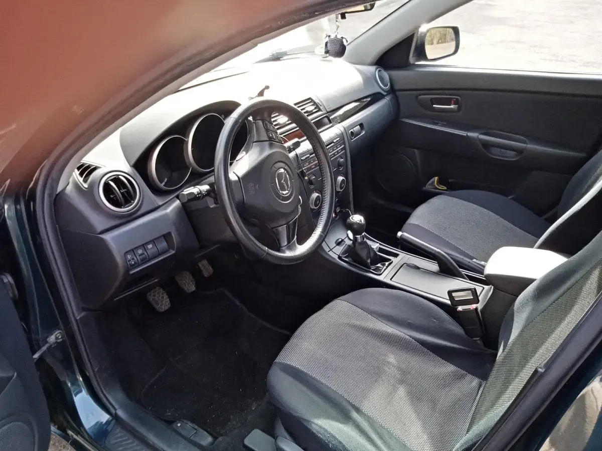 Gebraucht Mazda 3 105 PS (77 kW) 2006 Grün Kleinwagen