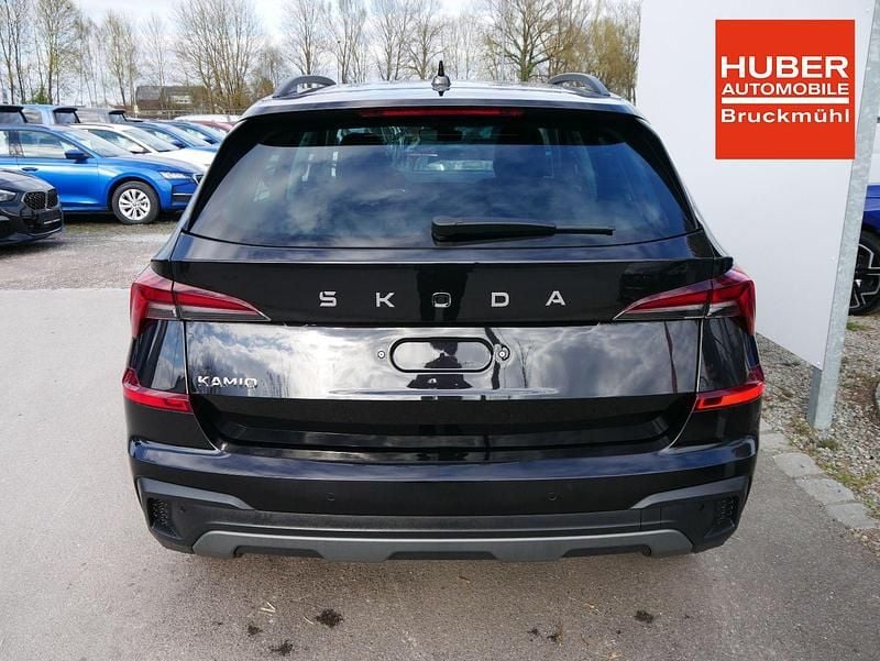 Nowe Skoda Kamiq Selection 116 KM (85 kW) 2026 Czarny SUV
