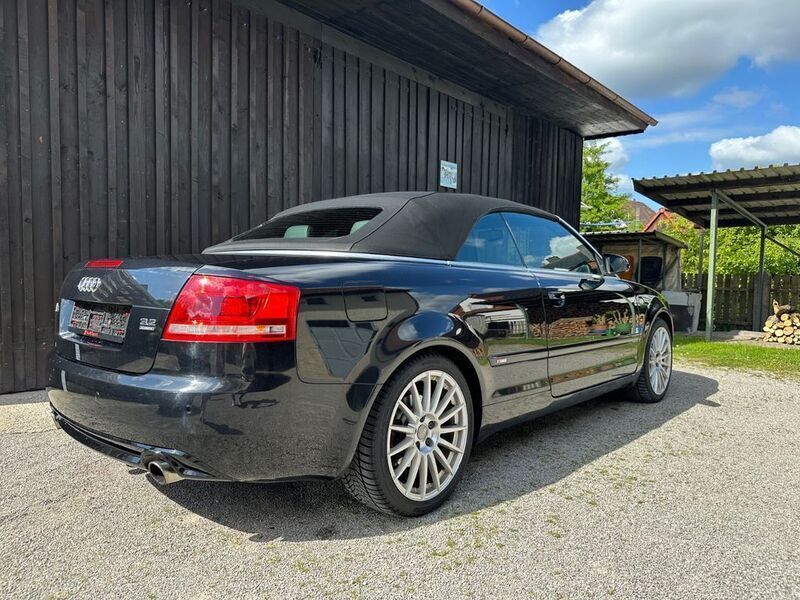 Schwarz Gebraucht 2007 Audi A4 Cabriolet Sport Cabrio | 11.000 € - Bild 1/4