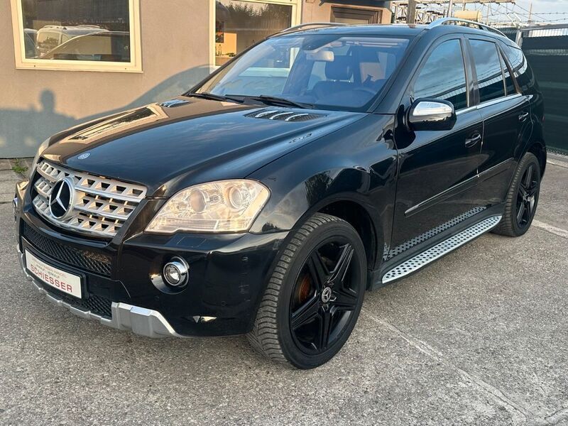 Schwarz Gebraucht 2009 Mercedes ML320 AMG line SUV | 7.999 € (Etwas zu teuer) - Bild 1/4