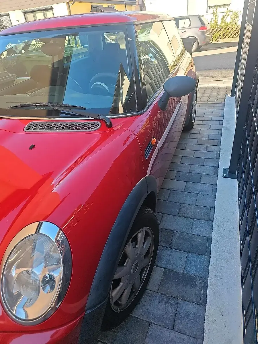 Gebraucht Mini ONE 90 PS (66 kW) 2002 Rot Kleinwagen