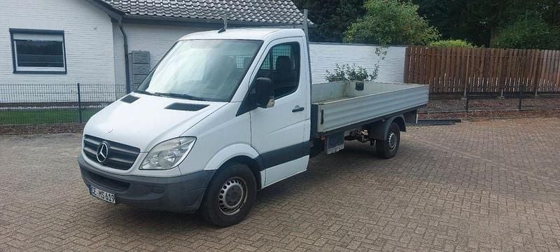 Weiß Gebraucht 2007 Mercedes Sprinter Van | 9.180 € (Guter Preis) - Bild 1/4