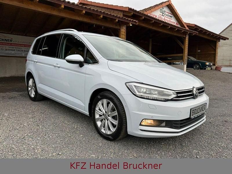 Gebraucht VW Touran Highline 190 PS (139 kW) 2018 Silber Van / Kleinbus