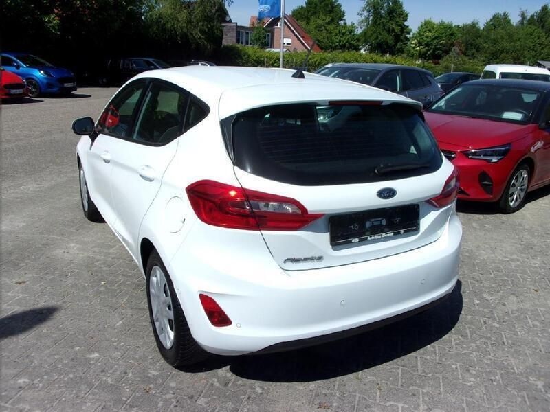 Gebraucht Ford Fiesta Cool & Connect 101 PS (74 kW) 2018 Weiß Kleinwagen