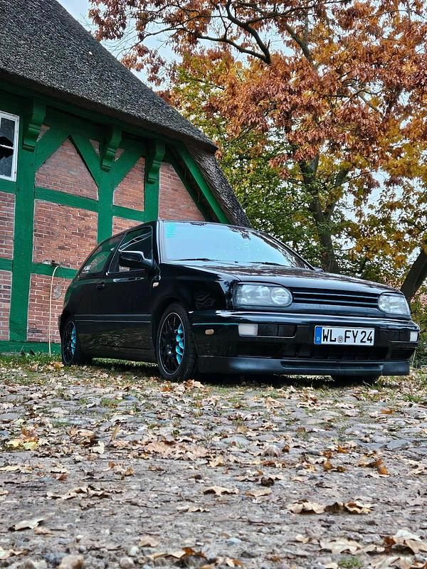 Schwarz Gebraucht 1997 VW Golf III GTI Kleinwagen | 3.500 € (Superpreis) - Bild 1/4