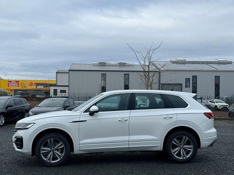 Gebraucht VW Touareg R-line 231 PS (169 kW) 2022 Weiß SUV