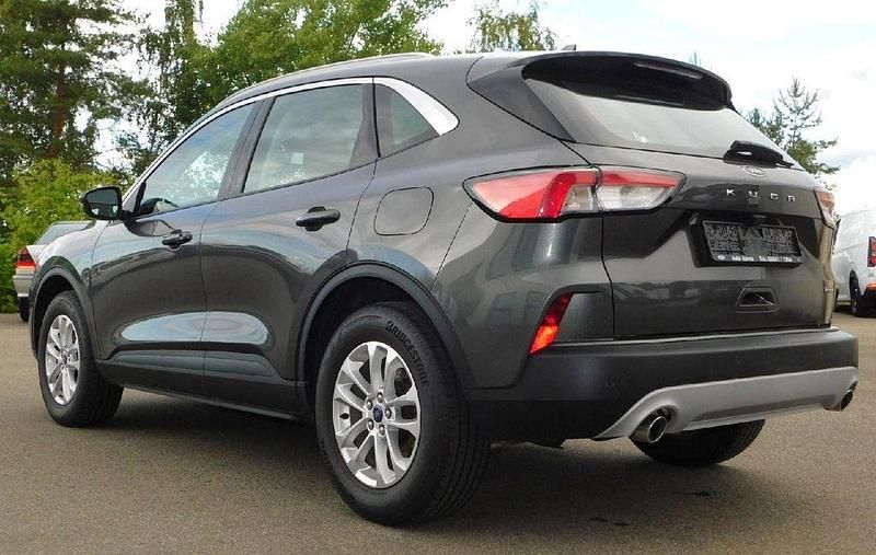 Gebraucht Ford Kuga ST-Line X 152 PS (111 kW) 2022 Schwarz SUV