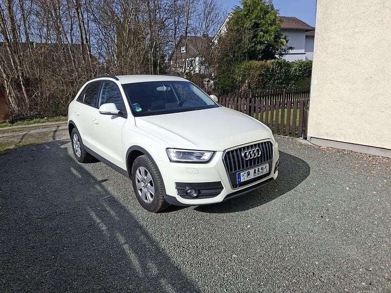 Gebraucht Audi Q3 Sport 140 PS (102 kW) 2012 Weiß SUV
