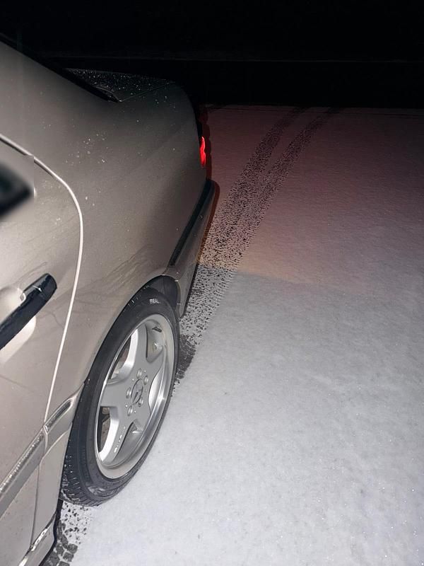 Gebraucht Mercedes C240 Elegance 170 PS (125 kW) 1997 Beige Limousine