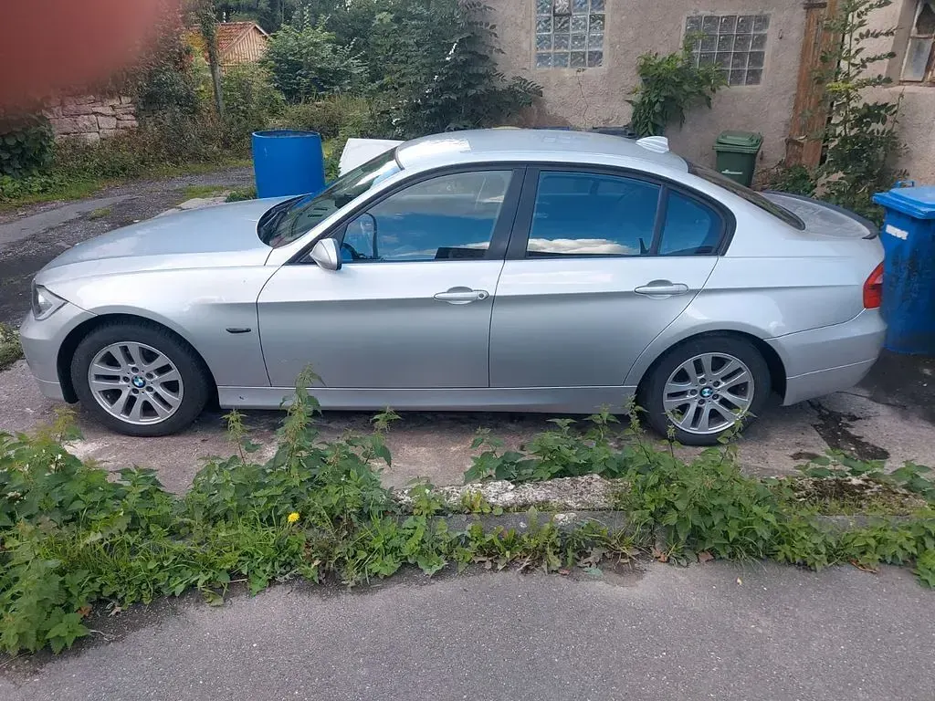 Usado BMW 320 150 HP (110 kW) 2006 Prateado Sedan