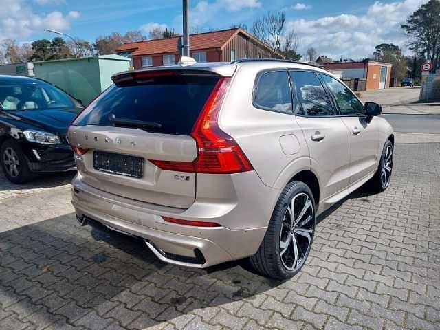 Gebraucht Volvo XC60 Plus 250 PS (183 kW) 2025 Silber SUV