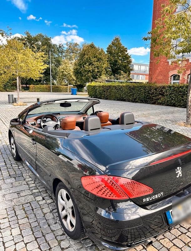 Schwarz Gebraucht 2005 Peugeot 307 CC Cabrio | 2.999 € (Fairer Preis) - Bild 1/4