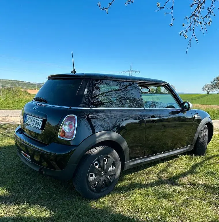 Używany Mini ONE 75 KM (55 kW) 2013 Czarny Hatchback