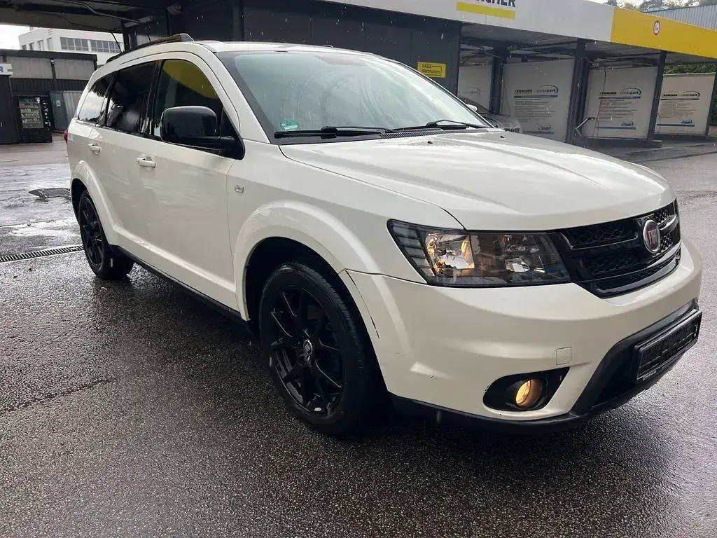 Gebraucht Fiat Freemont Black Code 170 PS (125 kW) 2014 Weiß SUV