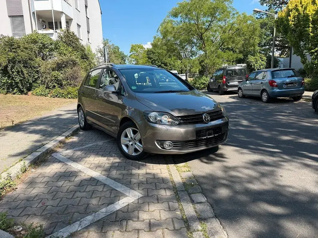 Gebraucht VW Golf Plus Highline 122 PS (89 kW) 2009 Beige Van / Kleinbus