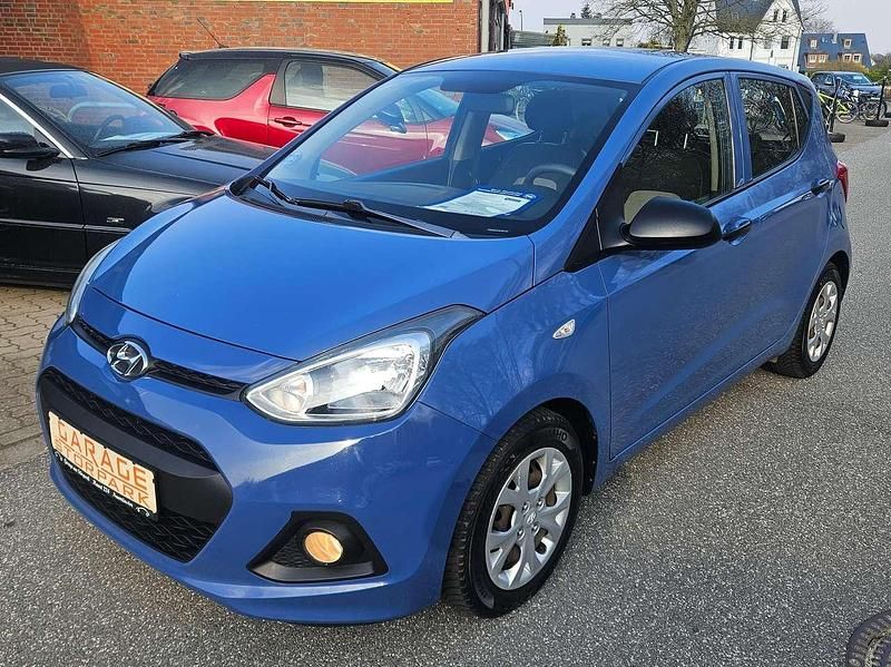 Gebraucht Hyundai i10 Trend 67 PS (49 kW) 2014 Blau Kleinwagen