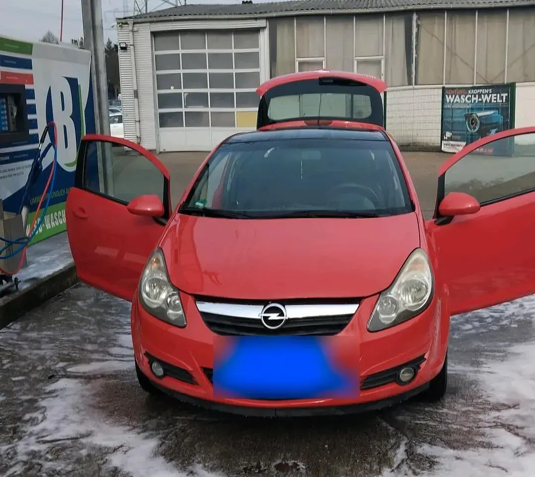 Gebraucht Opel Corsa 87 PS (63 kW) 2010 Rot Kleinwagen