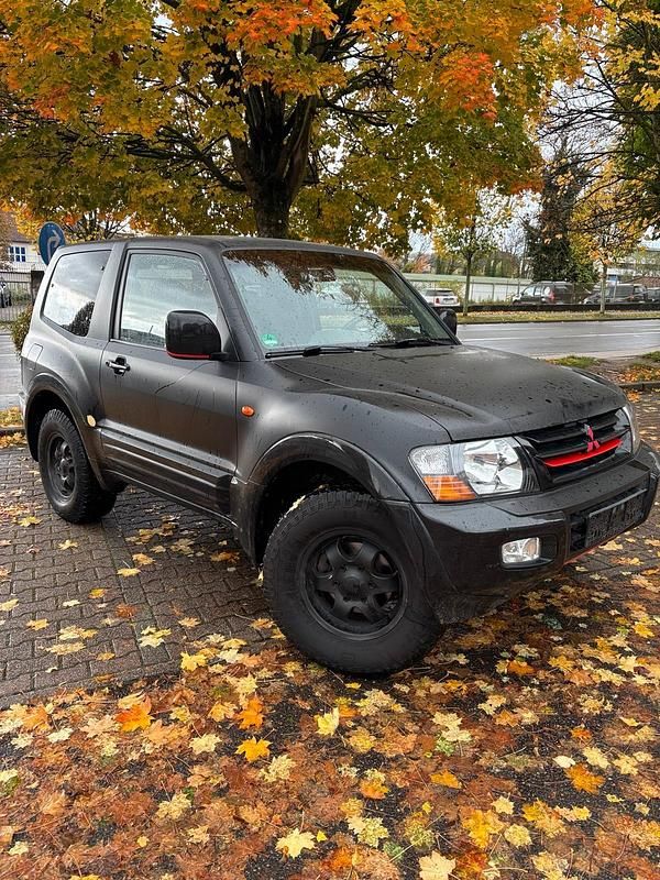 Blau Gebraucht 2002 Mitsubishi Pajero SUV | 6.000 € (Guter Preis) - Bild 1/4