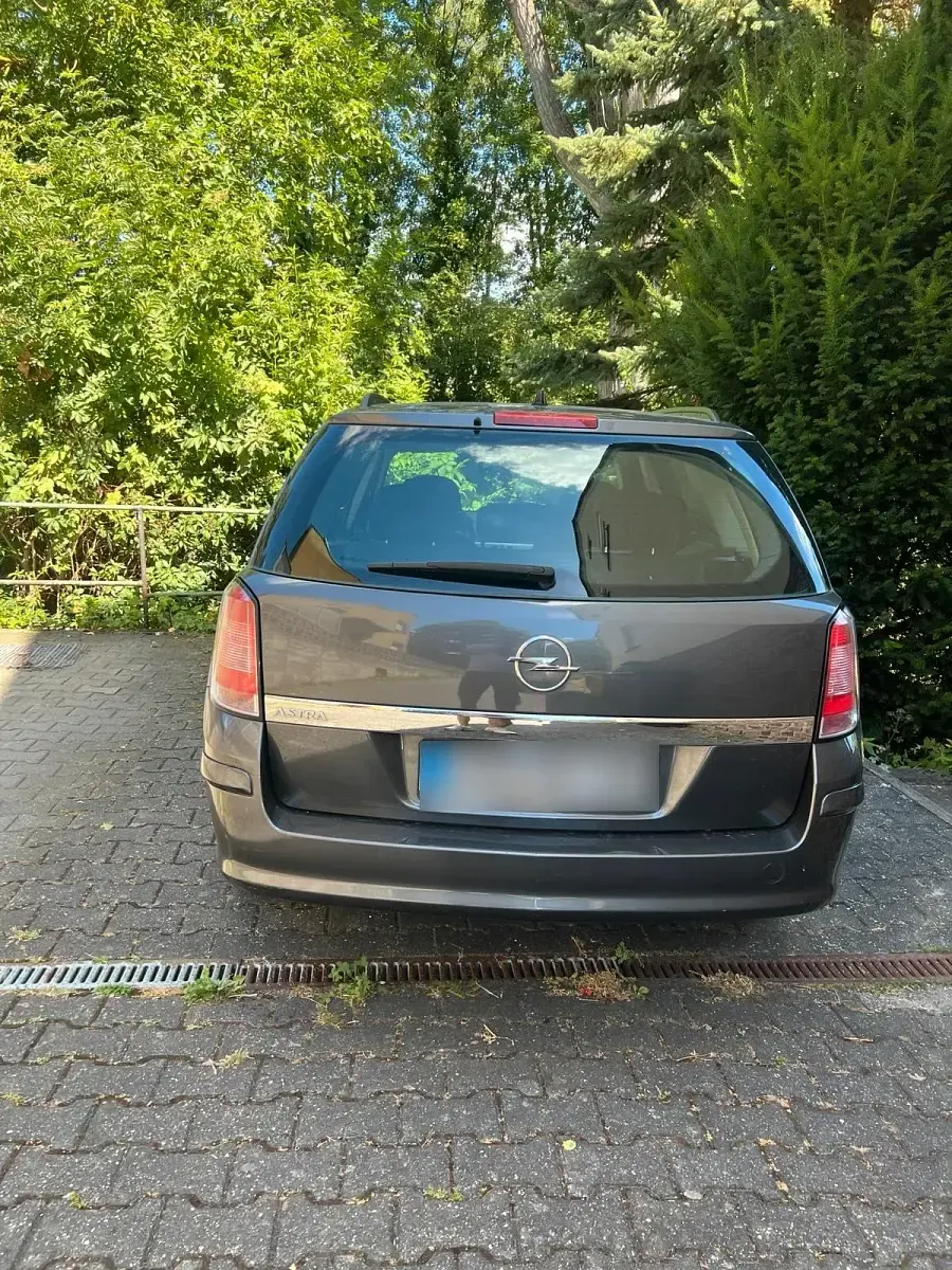 Gebraucht Opel Astra 116 PS (85 kW) 2009 Braun Kombi