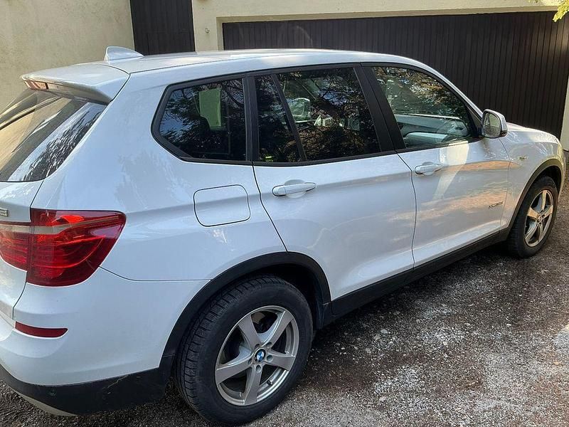 Gebraucht BMW X3 190 PS (139 kW) 2015 Weiß SUV