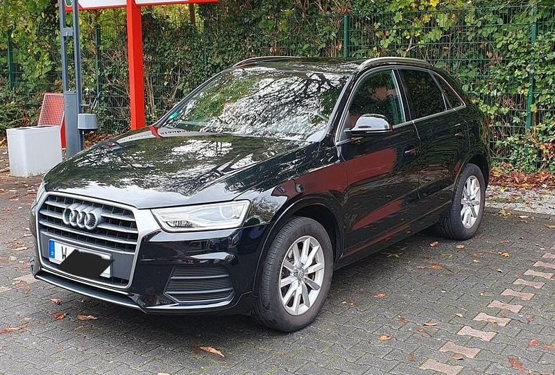 Gebraucht Audi Q3 Ambiente 150 PS (110 kW) 2015 Schwarz SUV