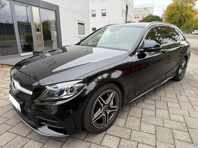 Schwarz Gebraucht 2019 Mercedes C300 AMG Kombi | 24.999 € (Superpreis) - Bild 1/4