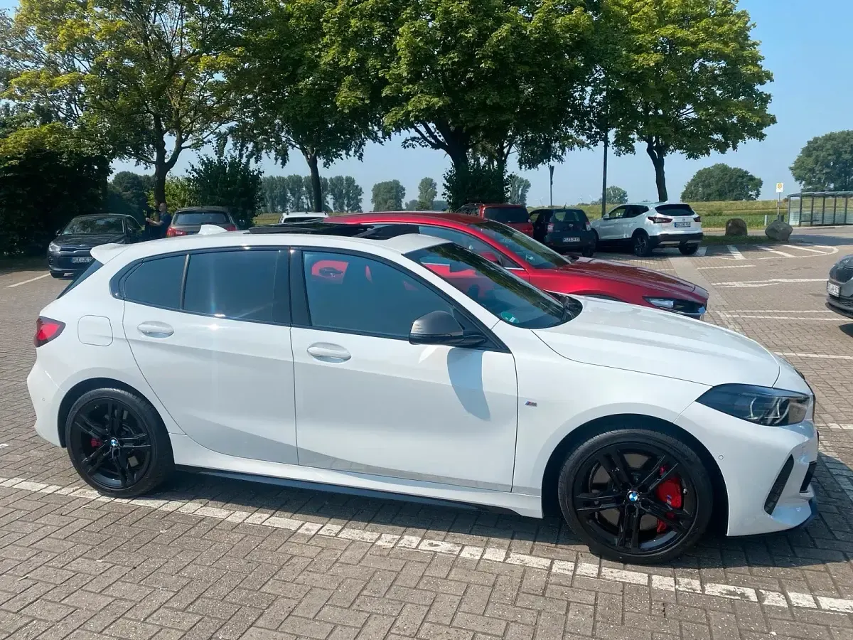 Usata BMW M135 Performance 306 CV (225 kW) 2023 Bianco Utilitaria