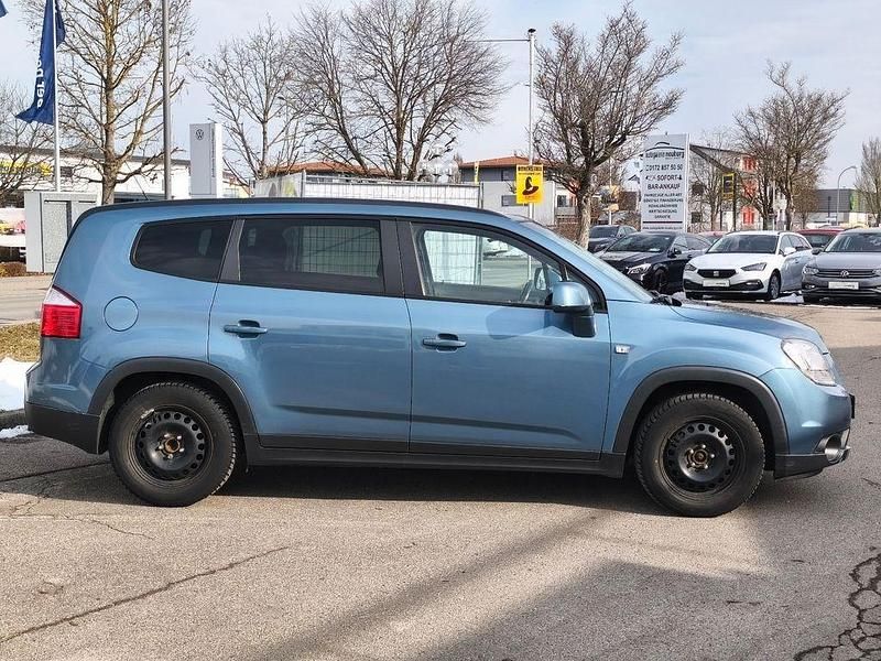 Gebraucht Chevrolet Orlando 140 PS (102 kW) 2012 Blau Van / Kleinbus