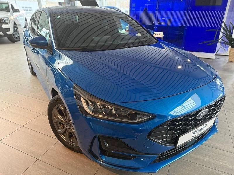 Usata Ford Focus ST-Line 125 CV (91 kW) 2024 Blu Berlina