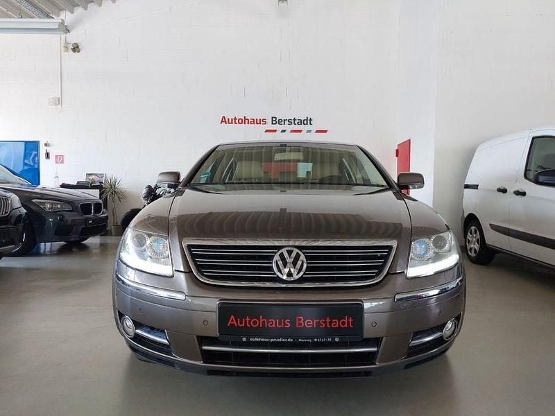 Gebraucht VW Phaeton 232 PS (170 kW) 2008 Braun Limousine