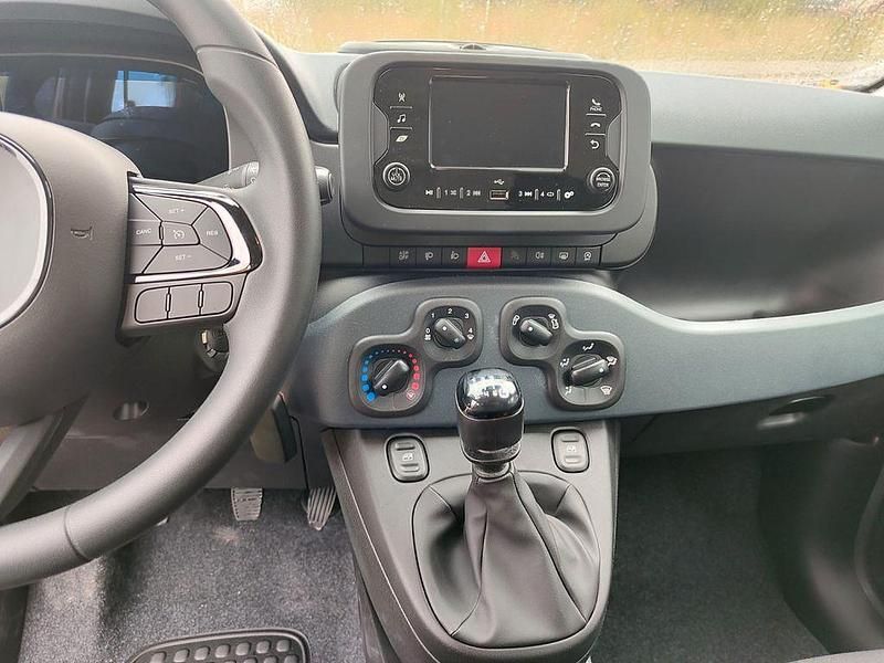 Neu Fiat Panda 69 PS (50 kW) 2025 Blau Kleinwagen