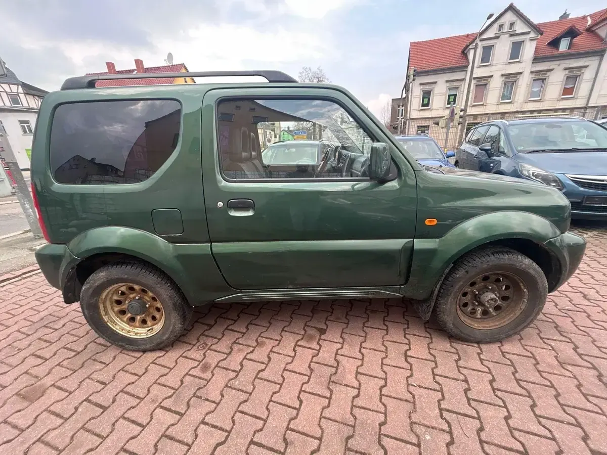 Gebraucht Suzuki Jimny Comfort 86 PS (63 kW) 2009 Grün SUV