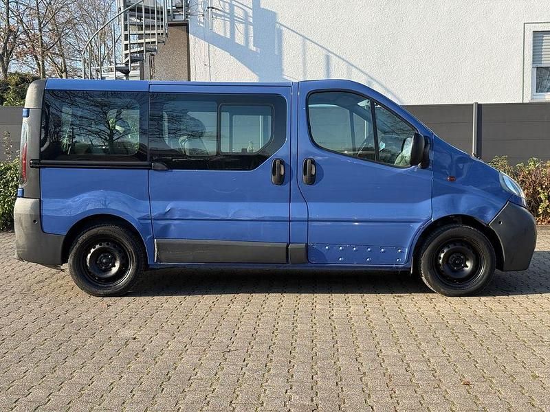 Gebraucht Opel Vivaro 101 PS (74 kW) 2005 Blau Van / Kleinbus