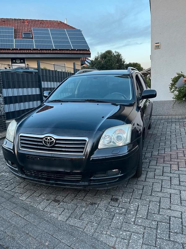 Schwarz Gebraucht 2006 Toyota Avensis T2 Kombi | 2.999 € (Fairer Preis) - Bild 1/4