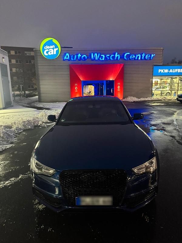 Gebraucht Audi A5 S-Line 177 PS (130 kW) 2012 Blau Limousine