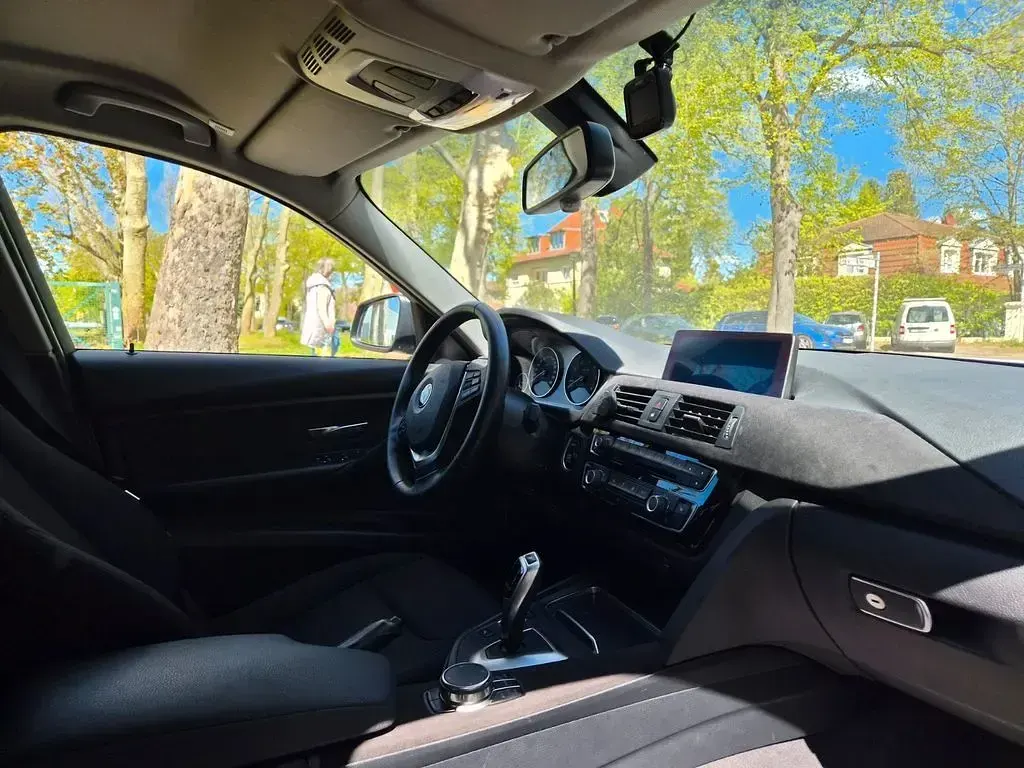 Second-hand BMW 320 Advantage 190 CP (139 kW) 2017 Alb Break