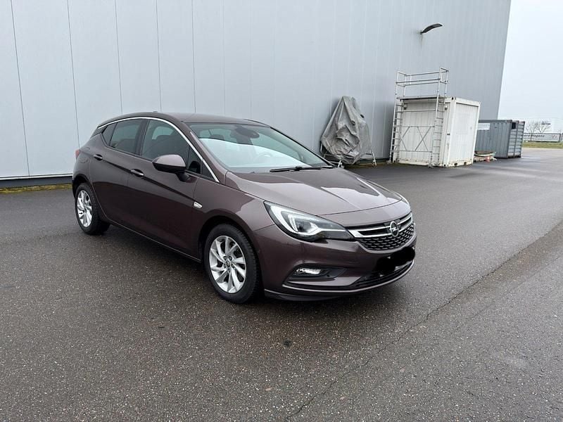 Gebraucht Opel Astra Innovation 136 PS (100 kW) 2017 Braun Limousine
