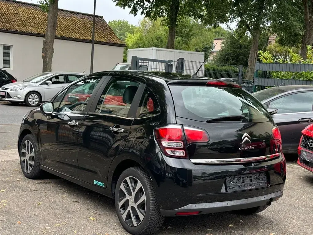 Gebraucht Citroën C3 SELECTION 68 PS (50 kW) 2016 Schwarz Limousine