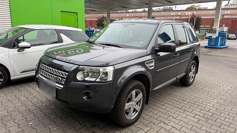 Grau Gebraucht 2010 Land Rover Freelander 2 SUV | 6.500 € (Guter Preis) - Bild 1/4