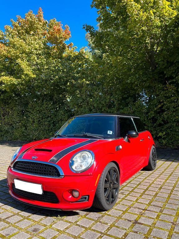 Rot Gebraucht 2009 Mini Cooper S Kleinwagen | 5.800 € (Fairer Preis) - Bild 1/4