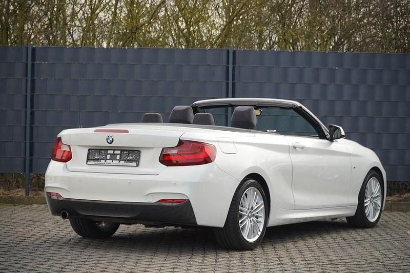 Gebraucht BMW 220 M Sport 184 PS (135 kW) 2016 Weiß Cabrio