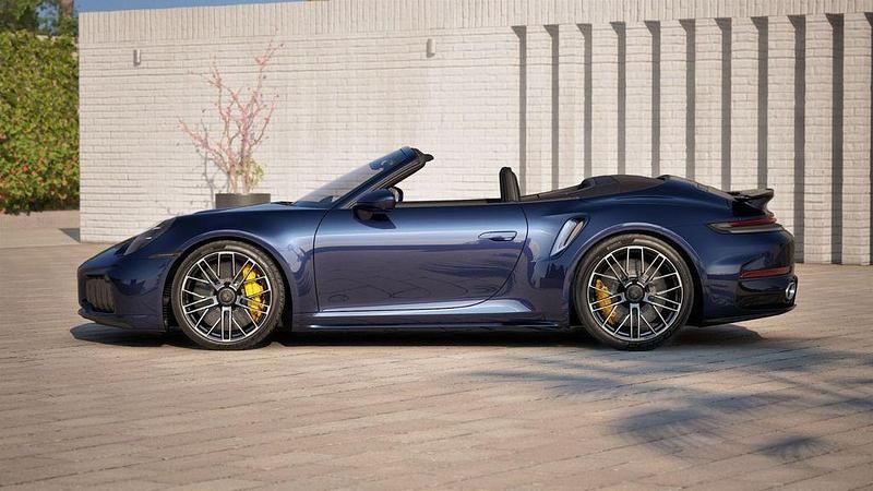 Neu Porsche 992 711 PS (522 kW) 2026 Tiefschwarzmetallic Cabrio